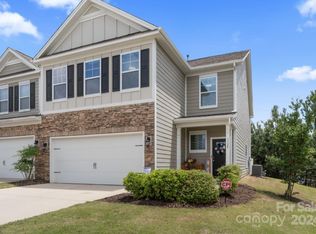 1329 Rainier Dr, Fort Mill, SC 29708