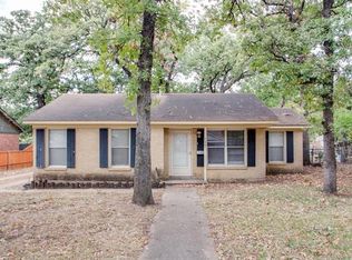 709 Schilder Dr, River Oaks, TX 76114