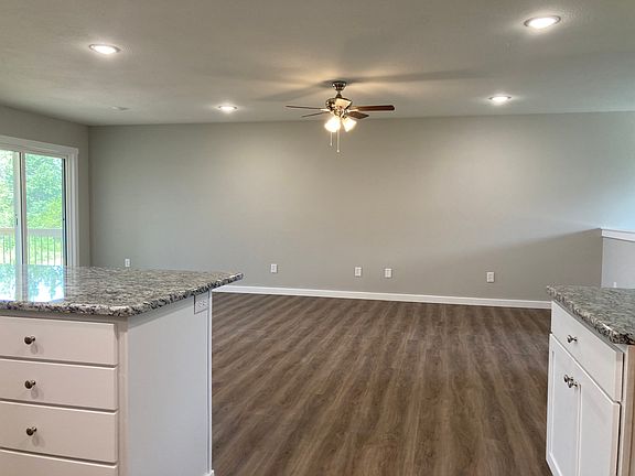 2nd image of 1003 S Rimes Ave