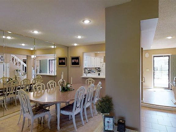 2nd image of 401 S 29th St APT 11