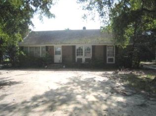 621 N Fairview Rd, Rocky Mount, NC 27801