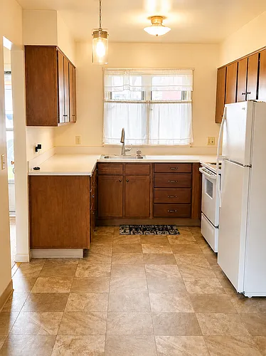 1331 Clark Ave Photo 1