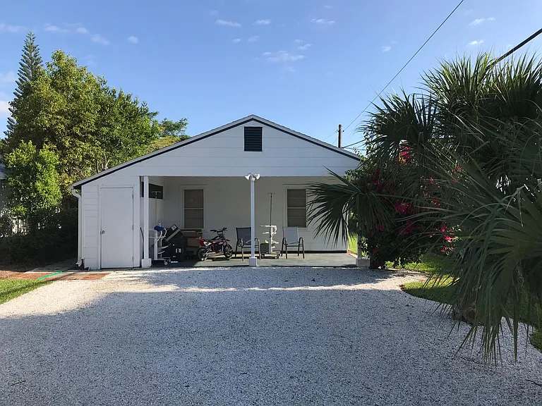 900 Aragon Ave — Photo 6