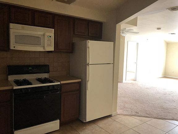 5th image of 17750 S Conduit Ave APT 1E