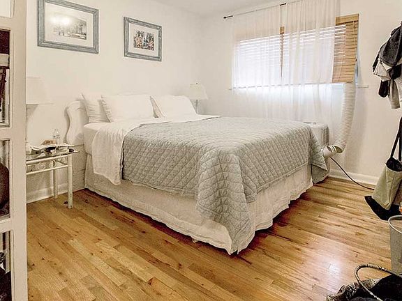 3rd image of 1121-1125 NW 25th Ave #1121
