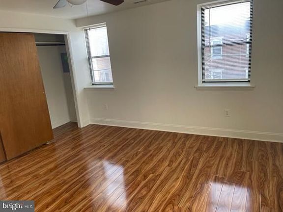 2nd image of 922 S 19th St Floor 3
