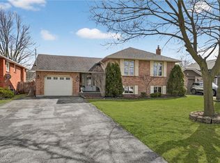 8 Killins St, West Lincoln, ON L0R 2A0