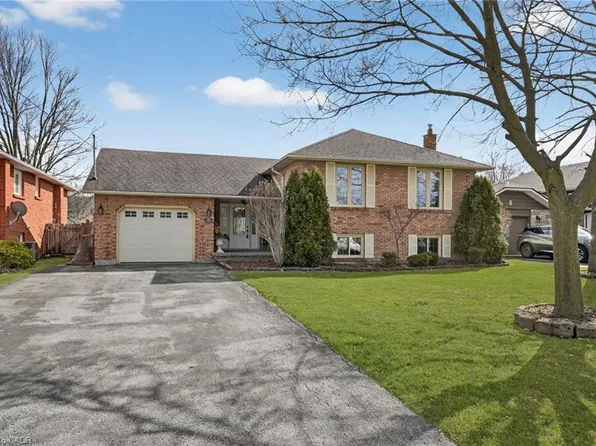 8 Killins St, West Lincoln, ON L0R 2A0