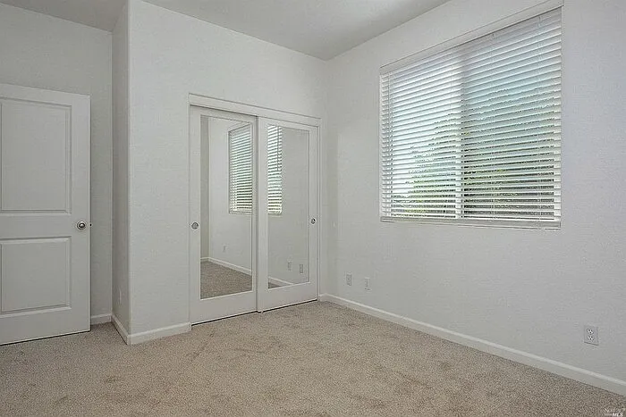2040 Autumn Walk Dr — Photo 7