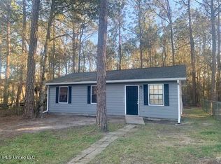 2201 Greycliffe Dr, Gautier, MS 39553