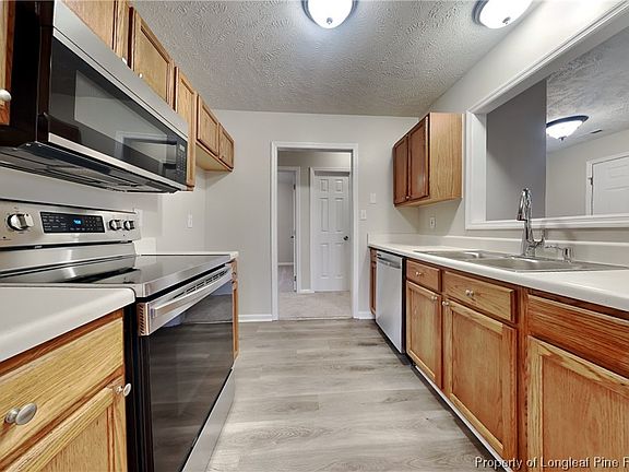 5th image of 169 Cavalier Dr