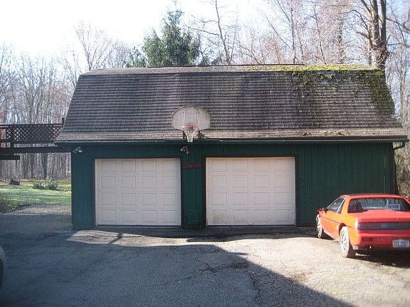 large two car garage with mother in-law suite on top.