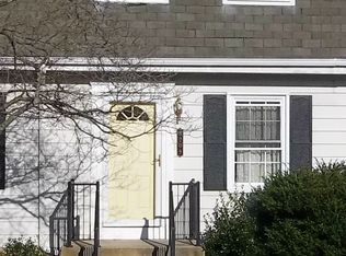 8209 Dunfield Ct, Severn, MD 21144