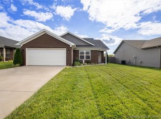 8603 Oak Valley Dr, Charlestown, IN 47111