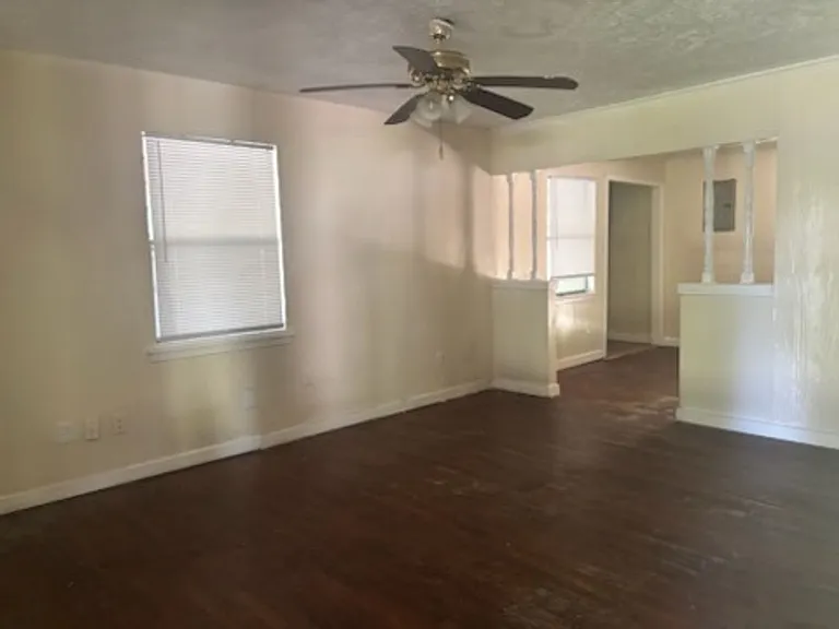 5076 London Ln — Photo 7