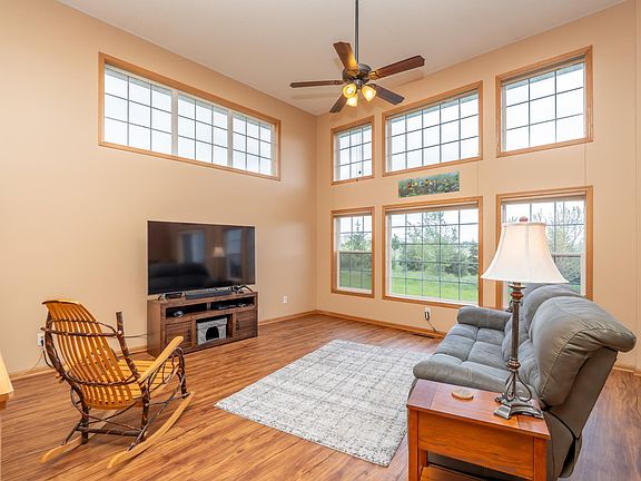 5th image of 2395 Alysheba Ct