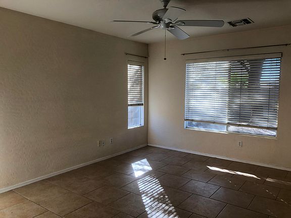 4th image of 15423 W Port Royale Ln