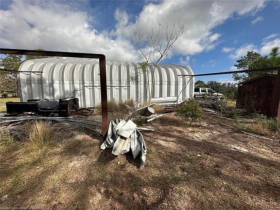3rd image of 739 Acre Rd