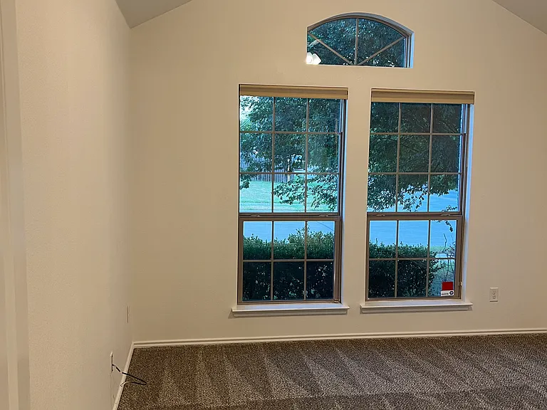 2956 Stockton St — Photo 4