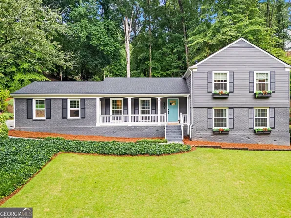 261 Lamplighter Ln SE, Marietta, GA 30067