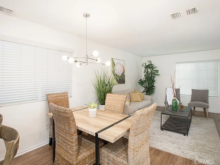 1425 Crown Cir — Photo 37