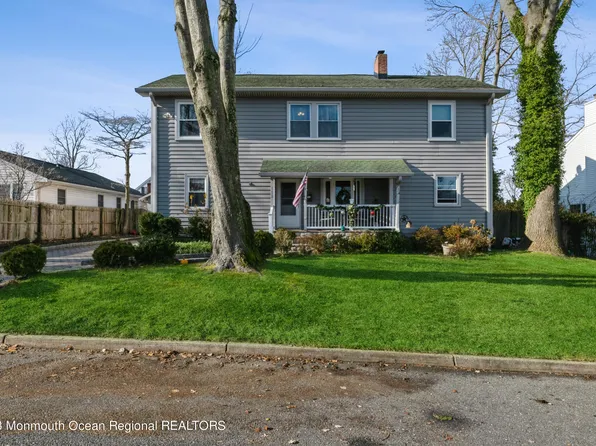 192 Oakes Avenue, Belford, NJ 07718