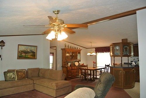 5th image of 121 Conestoga Dr