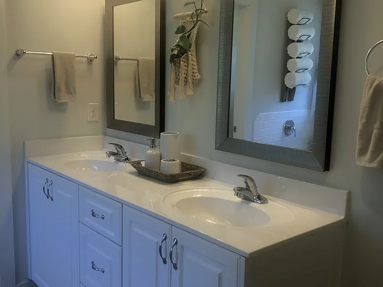 7087 Hanford Dr — Photo 10