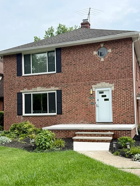 11509 Lake Ave #UP