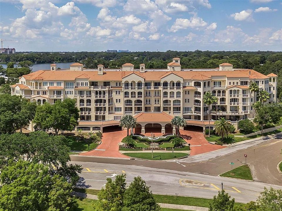 1st image of 1110 SW Ivanhoe Blvd APT 3