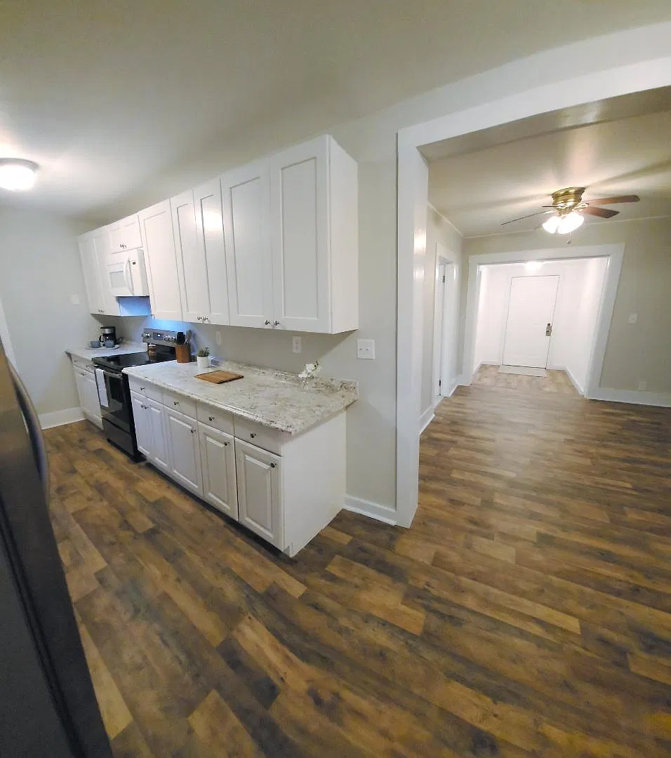 2328 Willard St — Photo 3