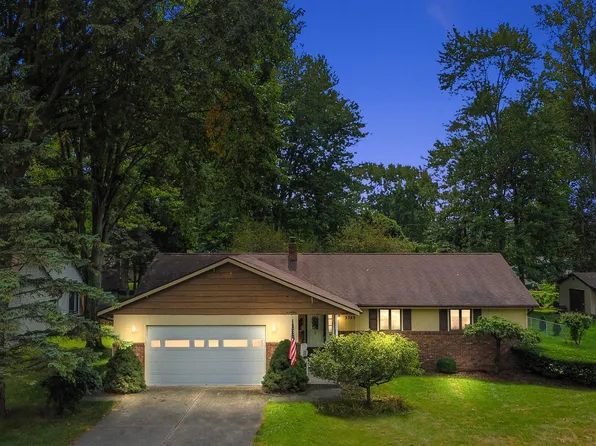 3349 Clyde Dr, Lakeport, MI 48059