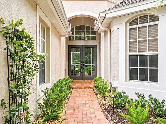 5th image of 10413 APPLECROSS LANE