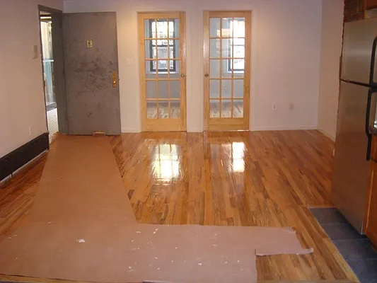 Rented by MCR Realty | media 26