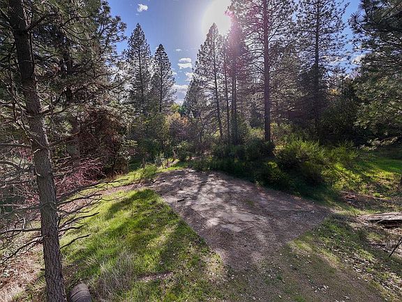 2nd image of 10571 Sebastopol Rd