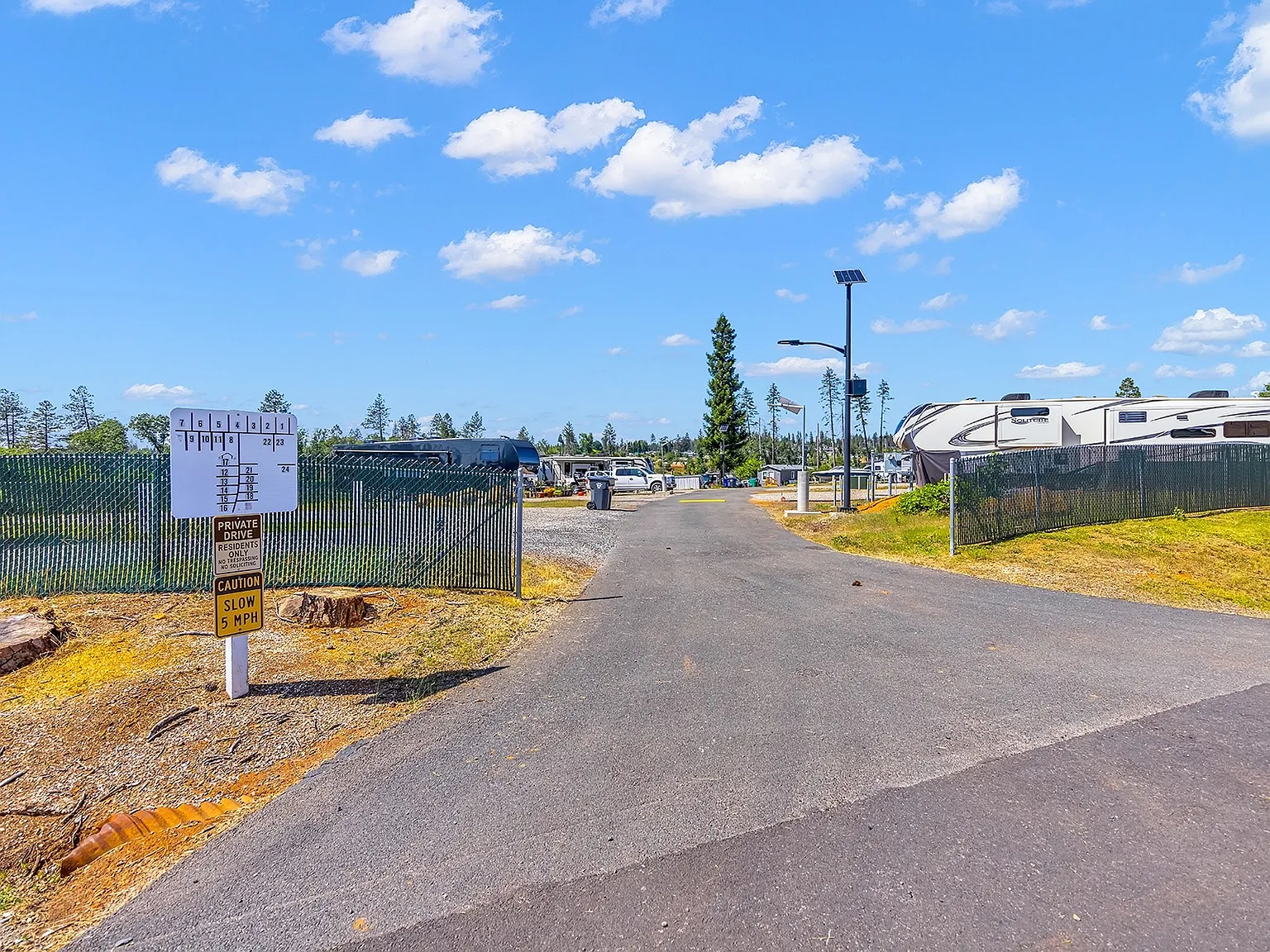 1 bed, 1000 sqft, $550 — Photo 4