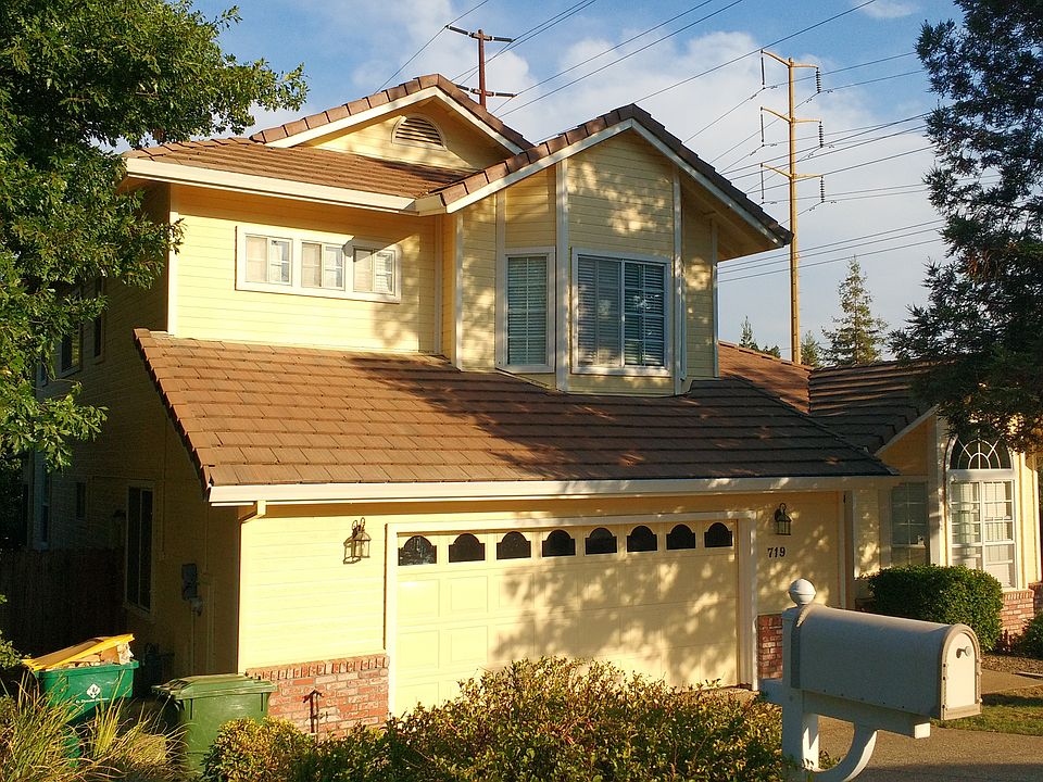 1st image of 719 Montridge Way