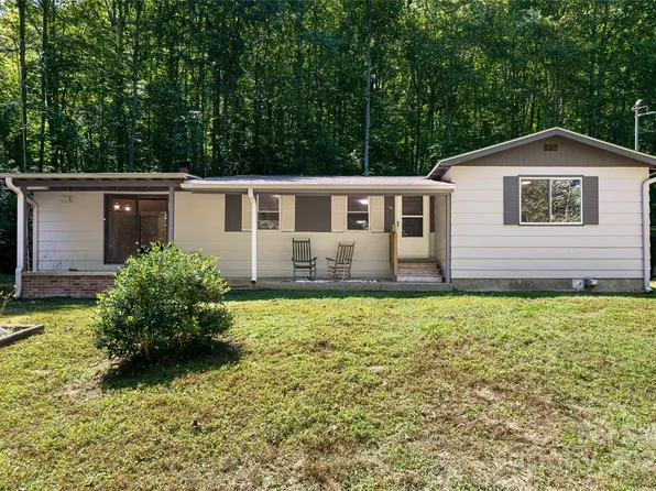 14 Rachel Fay Dr, Hendersonville, NC 28739