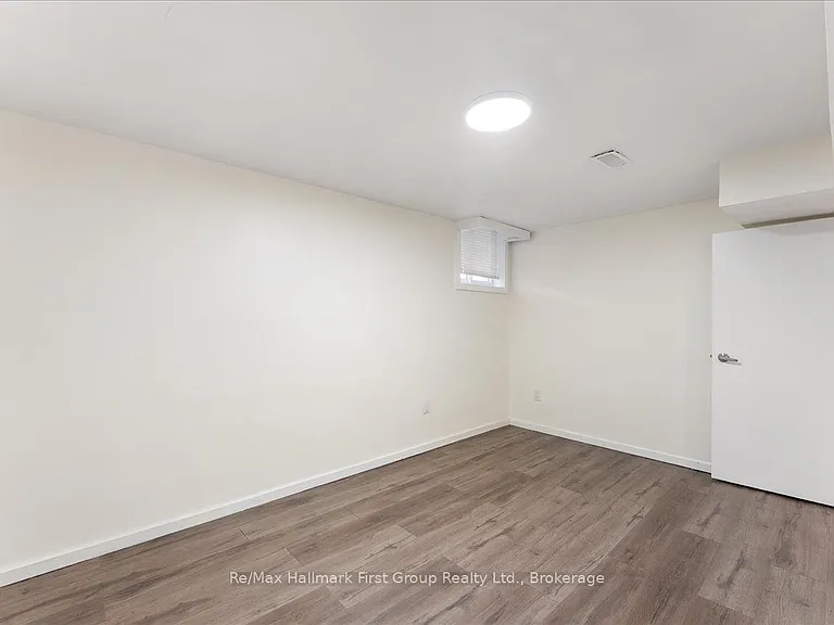 121 Ribblesdale Dr — Photo 15