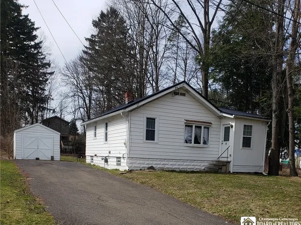 212 Elmcrest Ave, Lakewood, NY 14750