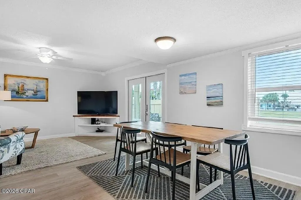 3 bed, 2.5 bath, 1265 sqft, $2,275 — Photo 2