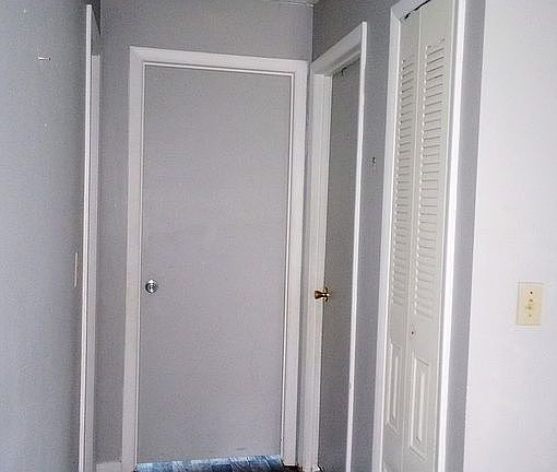 4th image of 566 Garfield St