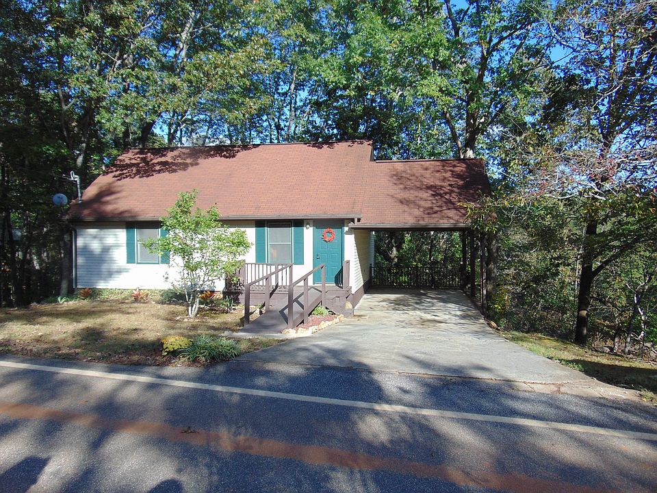 1st image of 223 Golden Ave