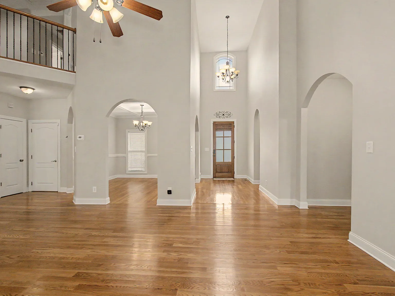 4 bed, 2876 sqft, $2,795 — Photo 4