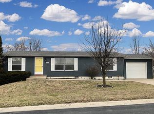 5121 N Lotus Loop, Columbia, MO 65202