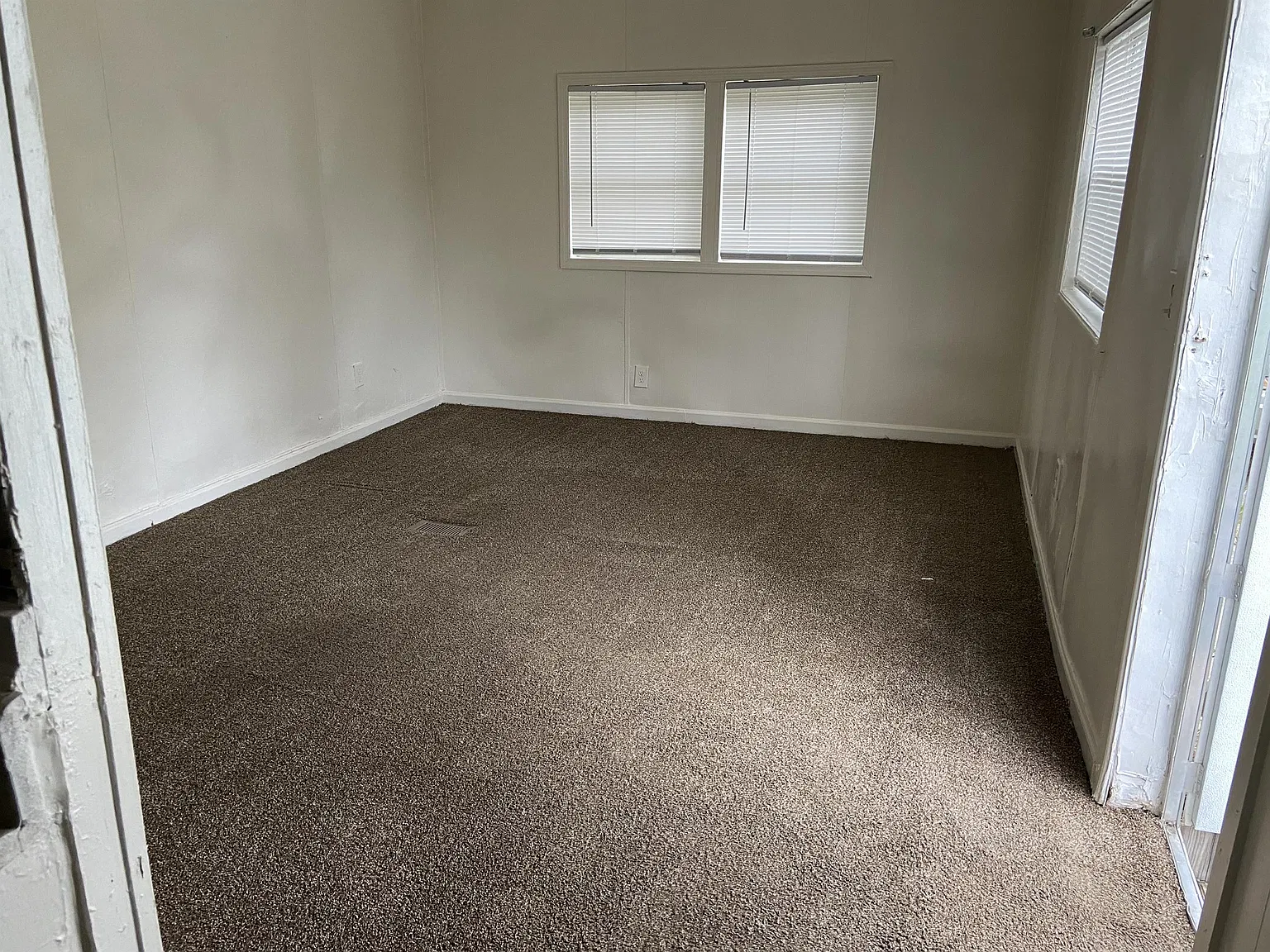 Bemiss Mobile Home Park - 4972 DW Wright lot 9 — Photo 2
