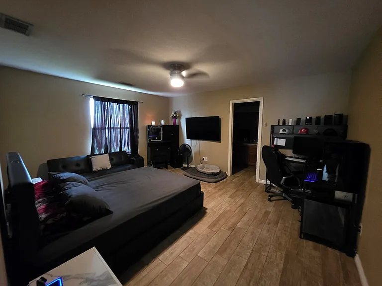 5002 Blue Haven Dr — Photo 3