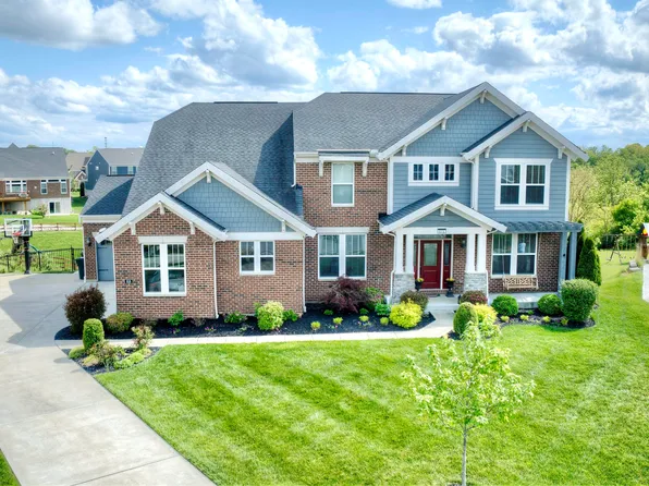 818 Carrieview Dr, Crescent Springs, KY 41017