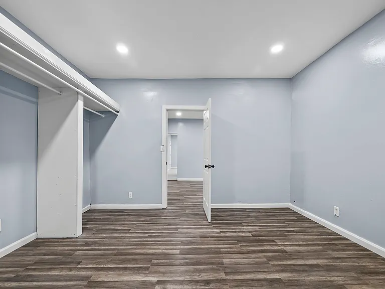 145 E 31st St #1 — Photo 5