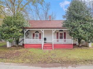 104 Williams St, Rutledge, GA 30663